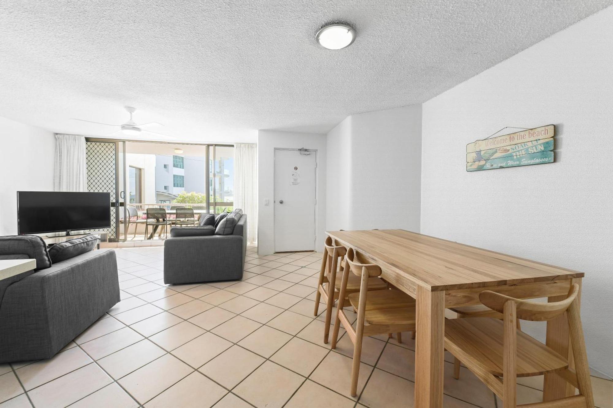 Alexandria Apartments Alexandra Headland Luaran gambar