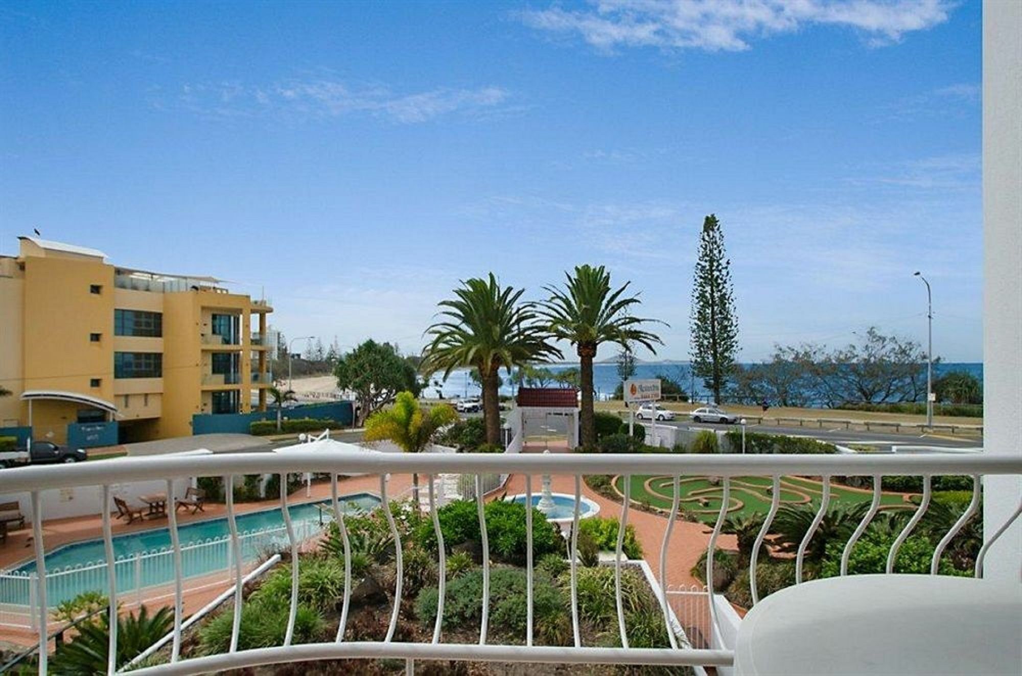 Alexandria Apartments Alexandra Headland Luaran gambar