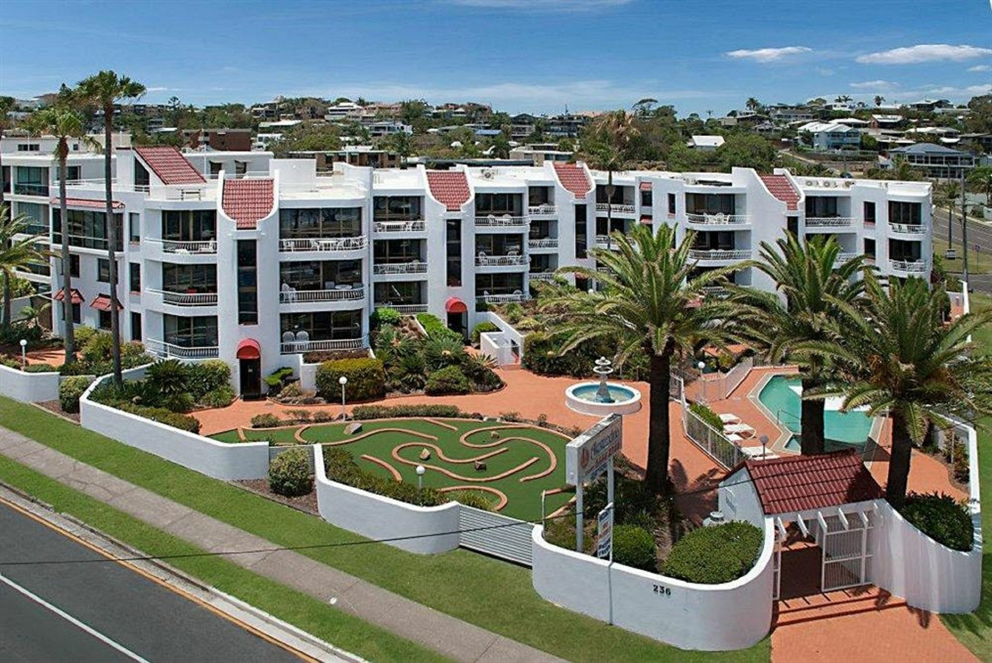 Alexandria Apartments Alexandra Headland Luaran gambar