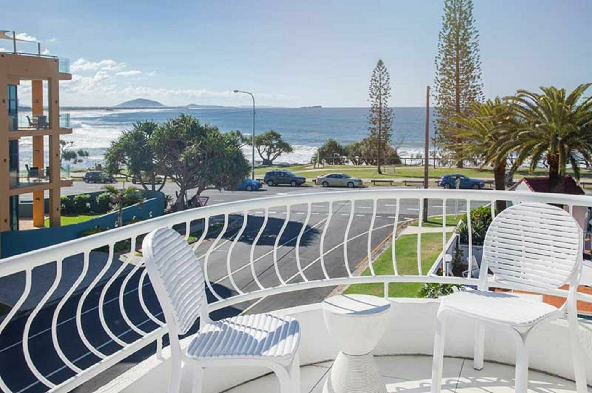 Alexandria Apartments Alexandra Headland Luaran gambar